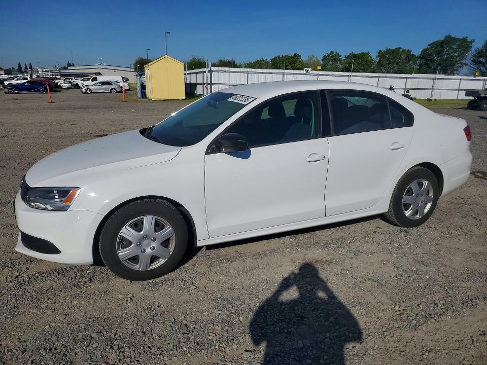 46322336 :رقم المزاد ، 3VW2K7AJ4EM334990 vin ، 2014 Volkswagen Jetta مزاد بيع
