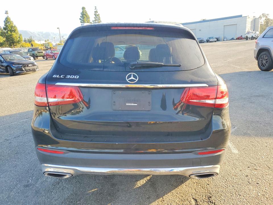 2018 Mercedes-benz Glc მანქანა იყიდება აუქციონზე, vin: WDC0G4JB5JV051852, აუქციონის ნომერი: 79445055
