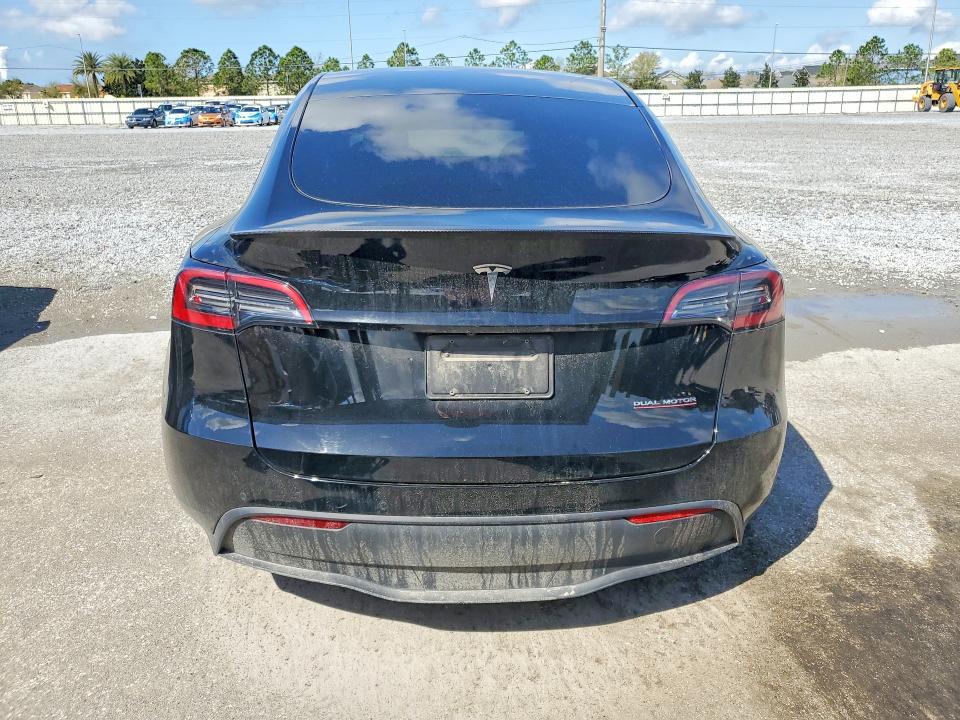 79912625 :رقم المزاد ، 7SAYGDEFXNF536596 vin ، 2022 Tesla Model Y مزاد بيع