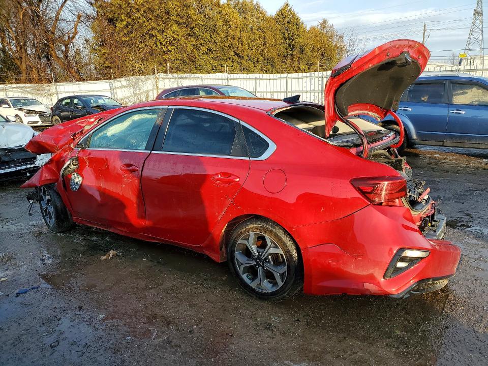 2020 Kia Forte მანქანა იყიდება აუქციონზე, vin: 3KPF54ADXLE219936, აუქციონის ნომერი: 79988435