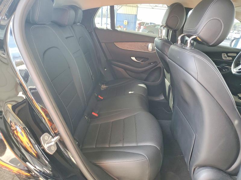 79749865 :رقم المزاد ، WDC0J4KB1HF276807 vin ، 2017 Mercedes-benz Glc Coupe مزاد بيع