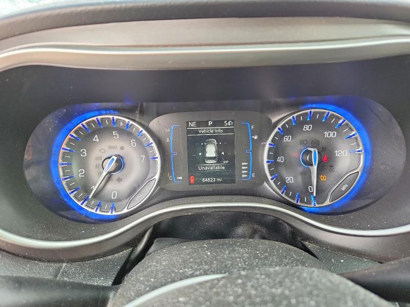 47000446 :رقم المزاد ، 2C4RC1BG7LR105627 vin ، 2020 Chrysler Pacifica مزاد بيع
