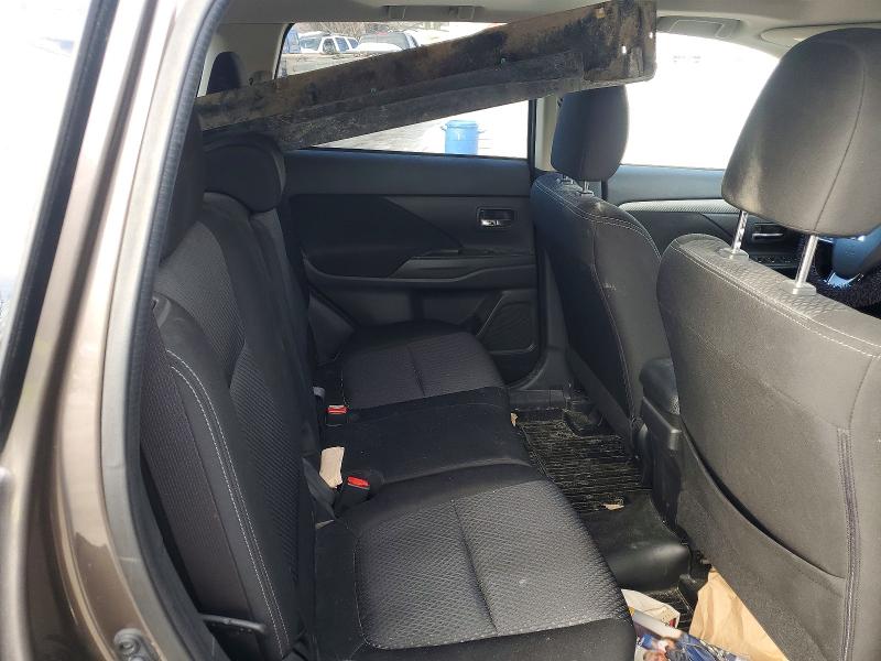 2016 Mitsubishi Outlander მანქანა იყიდება აუქციონზე, vin: JA4AZ2A39GZ611353, აუქციონის ნომერი: 79468395