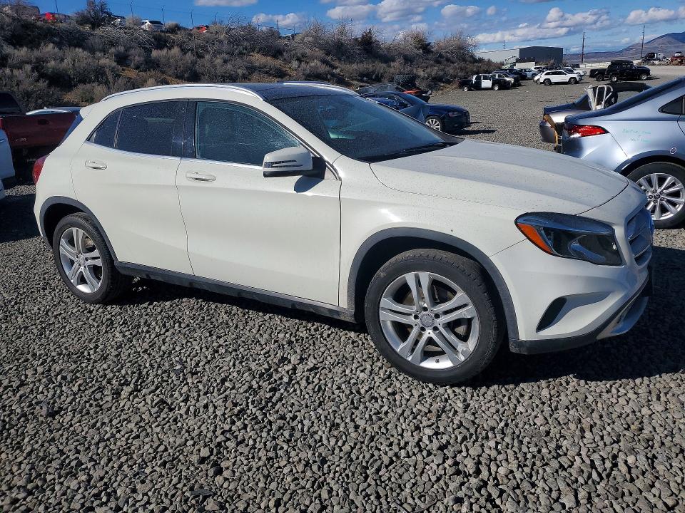 Продаж на аукціоні авто 2015 Mercedes-benz Gla, vin: WDCTG4GB0FJ039322, номер лоту: 79601485