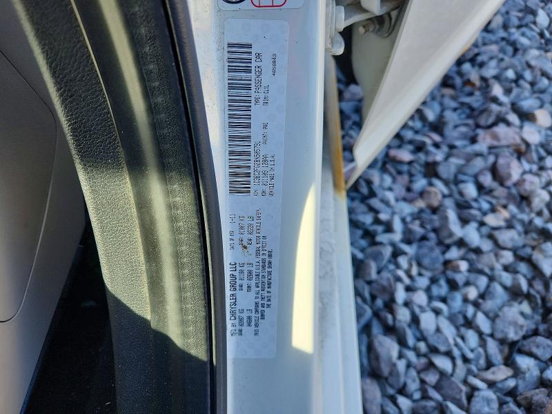 47237466 :رقم المزاد ، 1C3BC2FG2BN505791 vin ، 2011 Chrysler 200 مزاد بيع