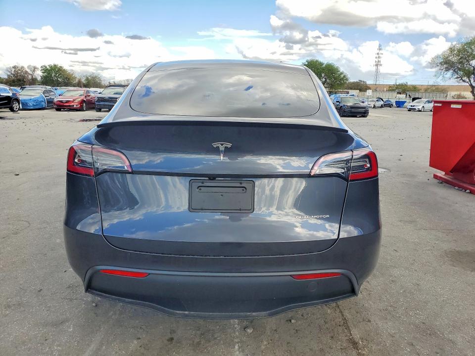Продажа на аукционе авто 2024 Tesla Model Y, vin: 7SAYGDEE3RA289495, номер лота: 78954755