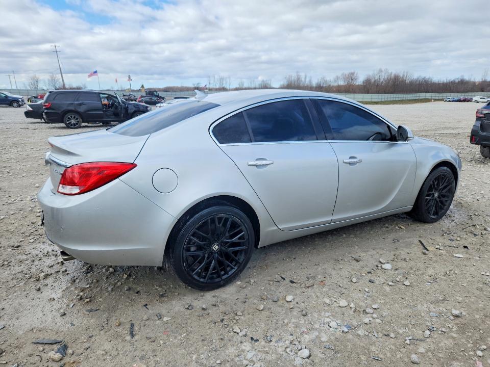 46671836 :رقم المزاد ، 2G4GU5EV3D9223760 vin ، 2013 Buick Regal مزاد بيع