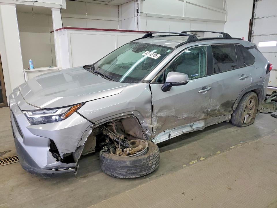 Продажа на аукционе авто 2022 Toyota Rav4, vin: 2T3P1RFV8NC262128, номер лота: 45542366
