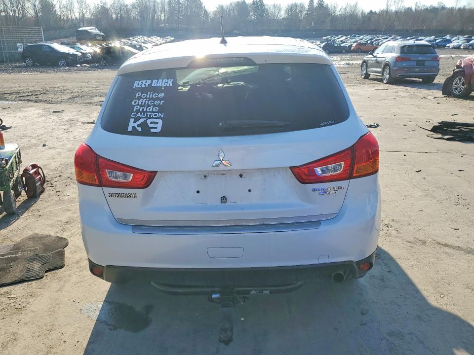 Продажа на аукционе авто 2015 Mitsubishi Outlander Sport, vin: 4A4AR3AU1FE030092, номер лота: 42000006
