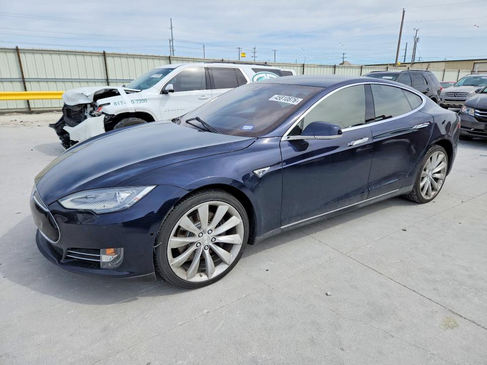 Aukcja sprzedaży 2015 Tesla Model S, vin: 5YJSA1H16FFP73798, numer aukcji: 45810876