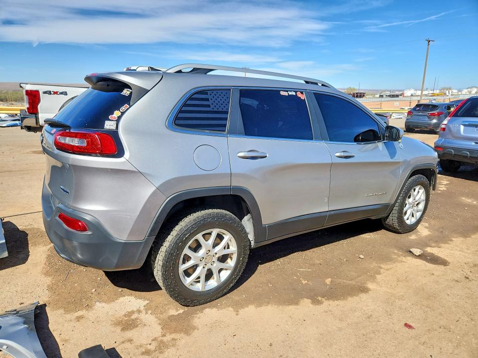 45645756 :رقم المزاد ، 1C4PJMCB0GW226014 vin ، 2016 Jeep Cherokee مزاد بيع