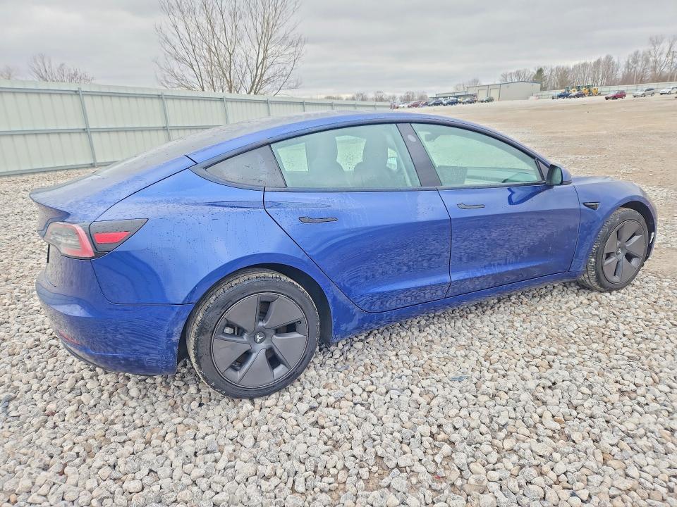 46902256 :رقم المزاد ، 5YJ3E1EA8NF287103 vin ، 2022 Tesla Model 3 مزاد بيع