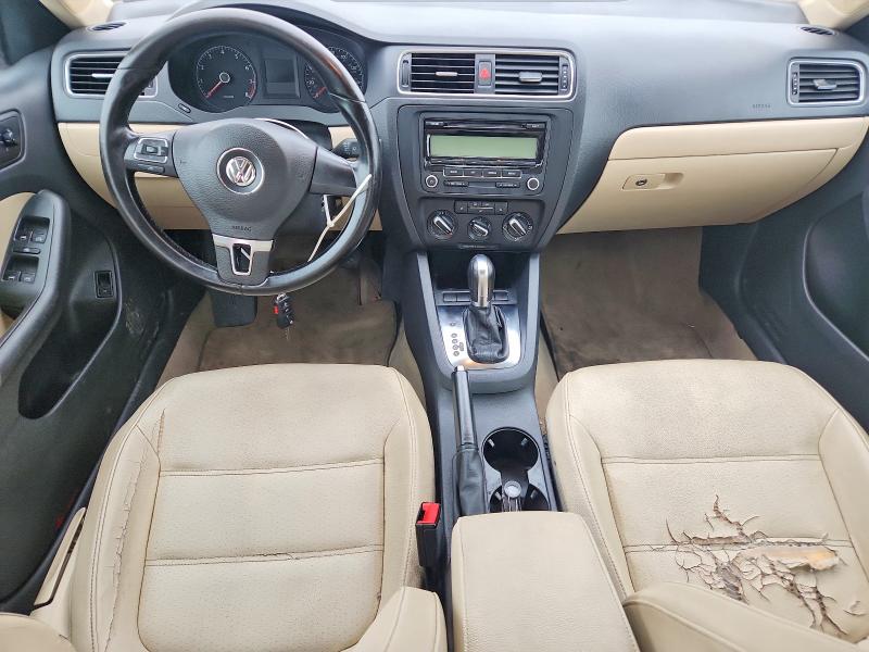 41909446 :رقم المزاد ، 3VWDX7AJ8BM330107 vin ، 2011 Volkswagen Jetta مزاد بيع