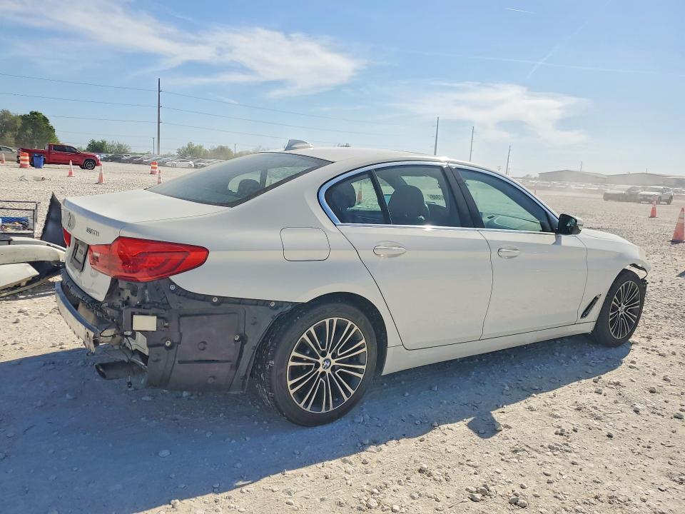 2020 Bmw 530 მანქანა იყიდება აუქციონზე, vin: WBAJR3C04LWW75517, აუქციონის ნომერი: 45667346