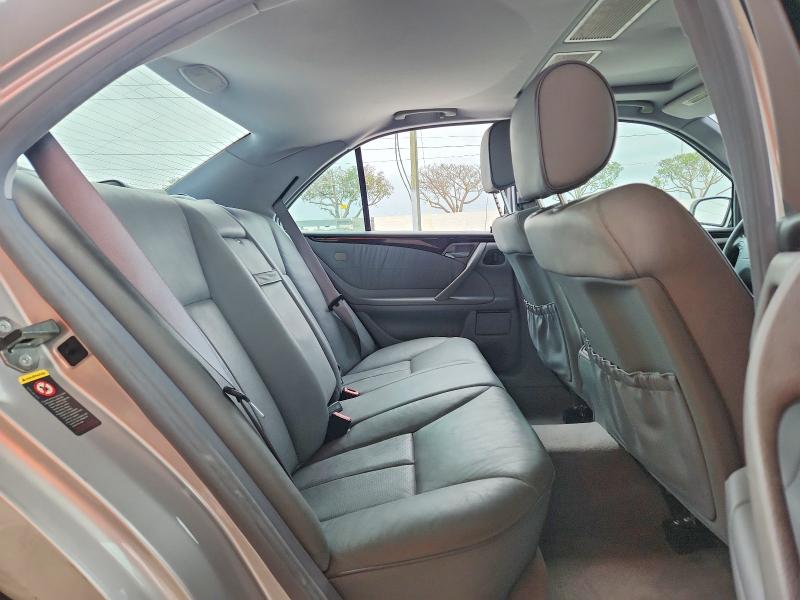 Продажа на аукционе авто 2002 Mercedes-benz E, vin: WDBJF65J62B483250, номер лота: 46278536