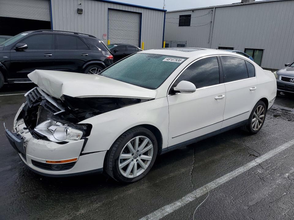 48107936 :رقم المزاد ، WVWJM7AN2AE166035 vin ، 2010 Volkswagen Passat مزاد بيع