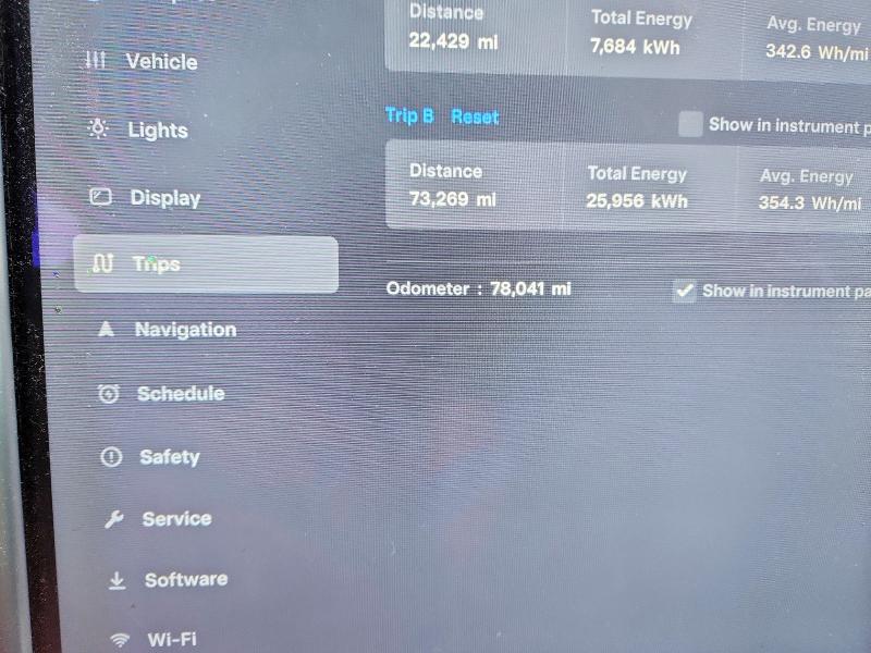 Продажа на аукционе авто 2018 Tesla Model S, vin: 5YJSA1E23JF245822, номер лота: 79470275