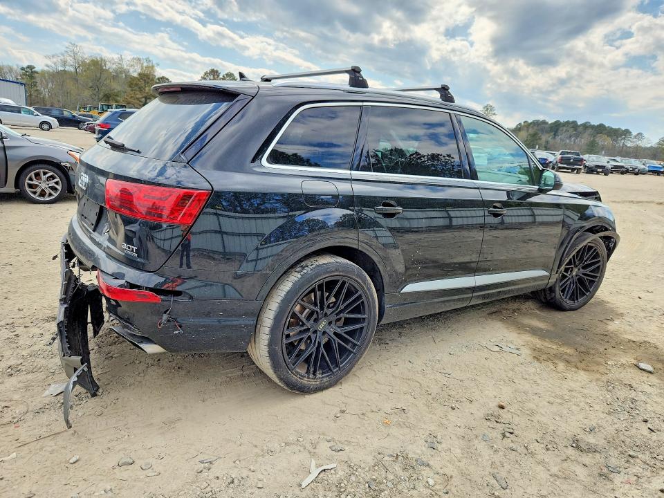 2018 Audi Q7 მანქანა იყიდება აუქციონზე, vin: WA1LAAF77JD038303, აუქციონის ნომერი: 47258046