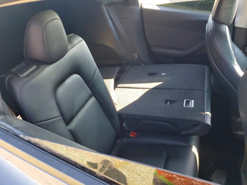 46533356 :رقم المزاد ، 7SAYGDEE9NF574991 vin ، 2022 Tesla Model Y مزاد بيع