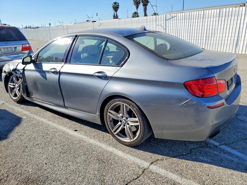 47203356 :رقم المزاد ، WBAFR9C51BC271286 vin ، 2011 Bmw 550 مزاد بيع