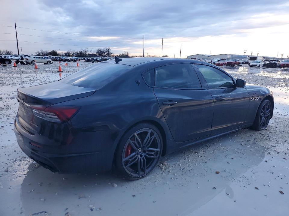 Продажа на аукционе авто 2022 Maserati Quattroporte, vin: ZAM56YRM3NX400590, номер лота: 45649706