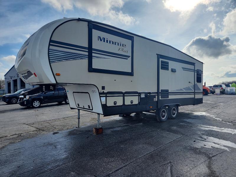 79957575 :رقم المزاد ، 54CFM4T23K4024453 vin ، 2019 Winnebago Minnie مزاد بيع