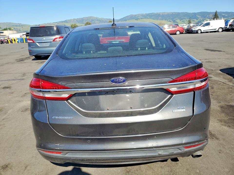 2017 Ford Fusion მანქანა იყიდება აუქციონზე, vin: 3FA6P0HDXHR275471, აუქციონის ნომერი: 47233796