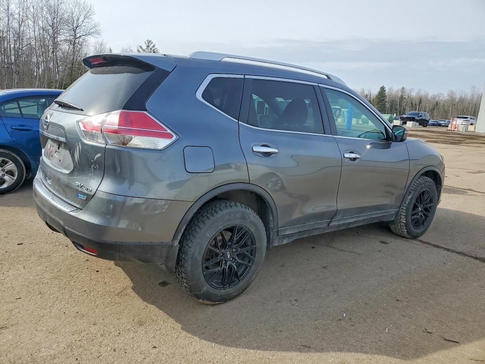 47200956 :رقم المزاد ، 5N1AT2MV8FC803509 vin ، 2015 Nissan Rogue مزاد بيع