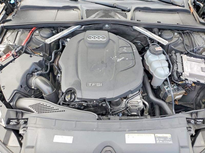 Продаж на аукціоні авто 2018 Audi A4, vin: WAUKMAF48JN020222, номер лоту: 45784886