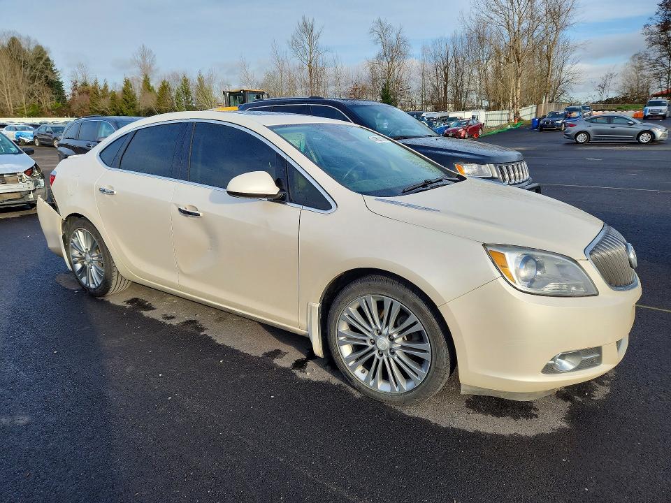 41831146 :رقم المزاد ، 1G4PT5SV5E4148099 vin ، 2014 Buick Verano مزاد بيع