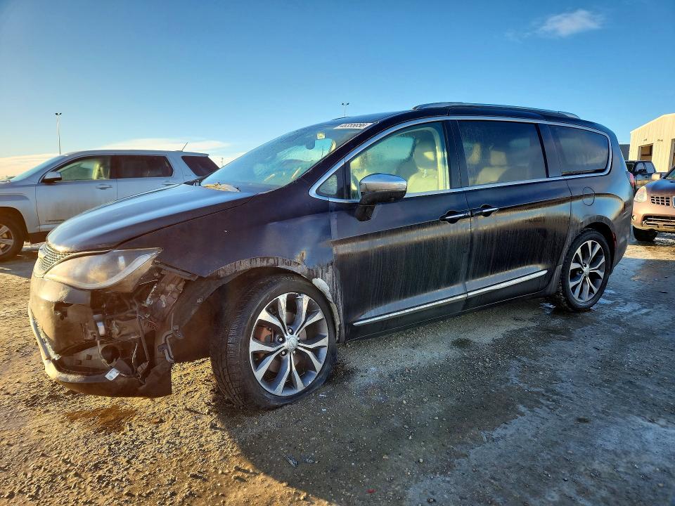 46355856 :رقم المزاد ، 2C4RC1GG5HR599308 vin ، 2017 Chrysler Pacifica مزاد بيع