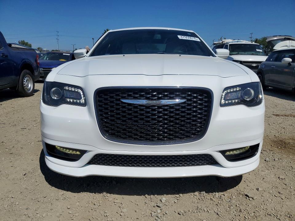 Продажа на аукционе авто 2017 Chrysler 300, vin: 2C3CCABG1HH577961, номер лота: 47959016