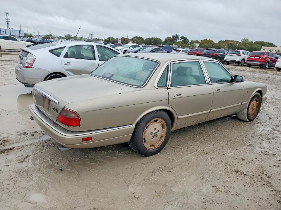 Продаж на аукціоні авто 1995 Jaguar Xj6, vin: SAJHX1740SC752068, номер лоту: 46382766