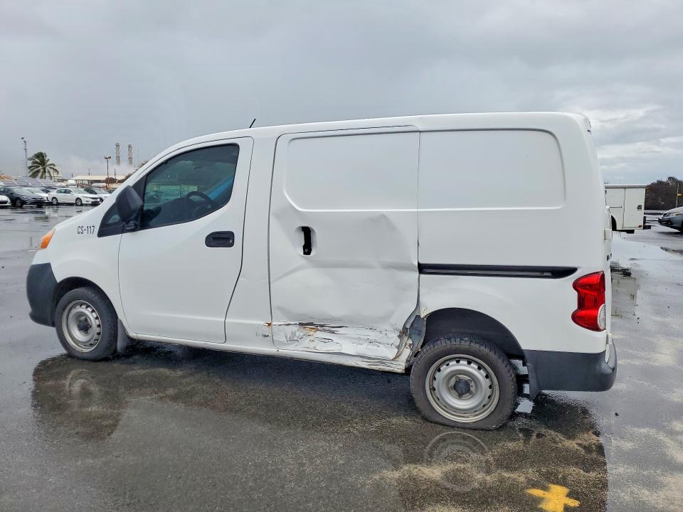 79428305 :رقم المزاد ، 3N6CM0KN2FK731392 vin ، 2015 Niss Nv200 مزاد بيع