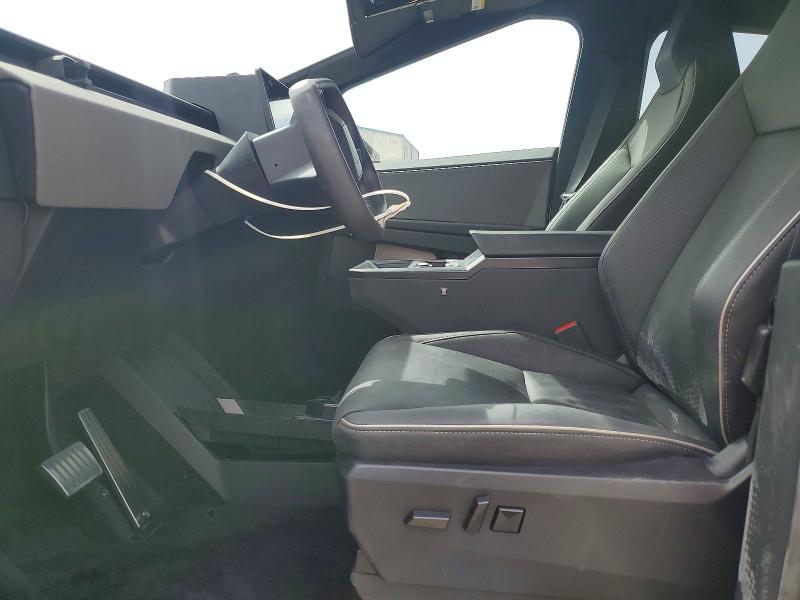 48395836 :رقم المزاد ، 7G2CEHED4SA059317 vin ، 2025 Tesla Cybertruck مزاد بيع