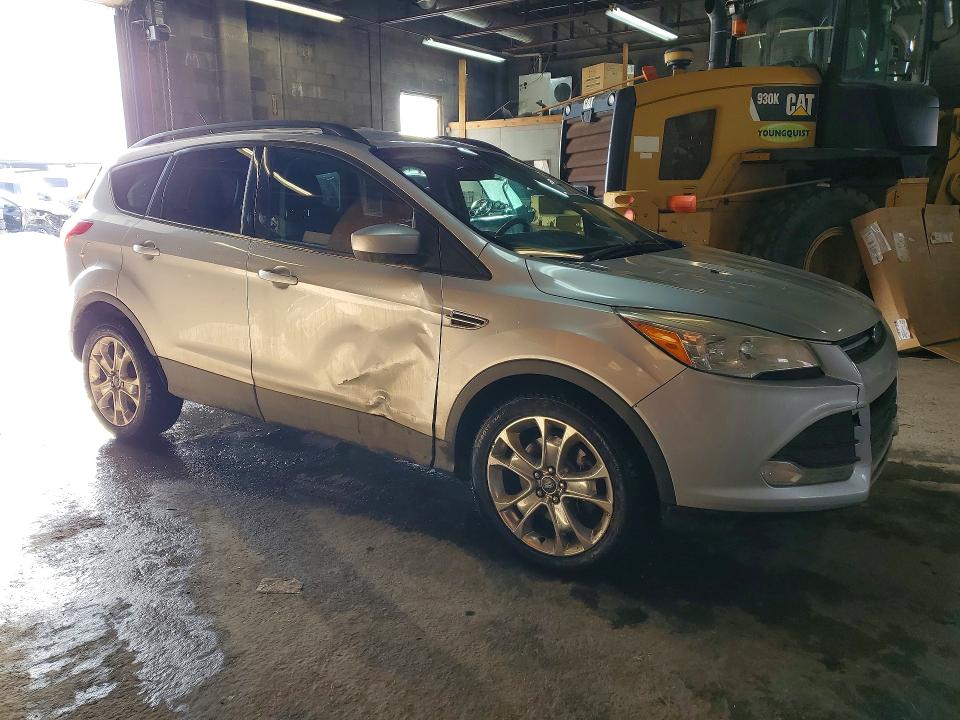 2015 Ford Escape მანქანა იყიდება აუქციონზე, vin: 1FMCU9G92FUC45681, აუქციონის ნომერი: 41875996