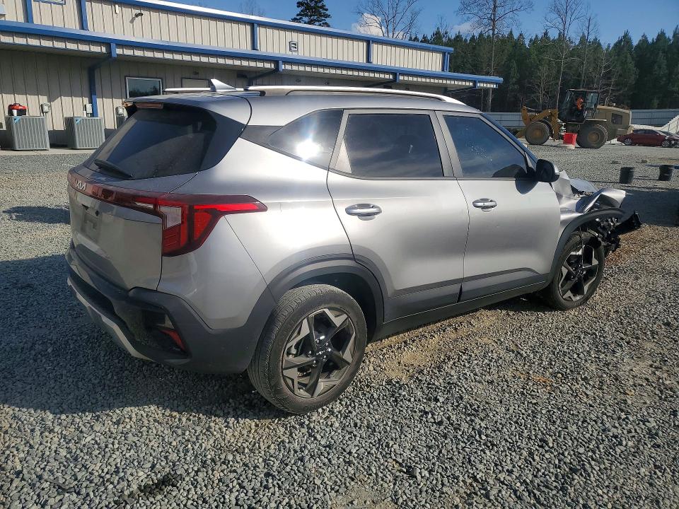 2025 Kia Seltos მანქანა იყიდება აუქციონზე, vin: KNDEU2AA0S7709714, აუქციონის ნომერი: 41924336