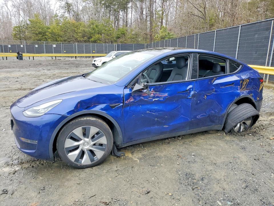 79340615 :رقم المزاد ، 5YJYGDEE2LF006110 vin ، 2020 Tesla Model Y مزاد بيع