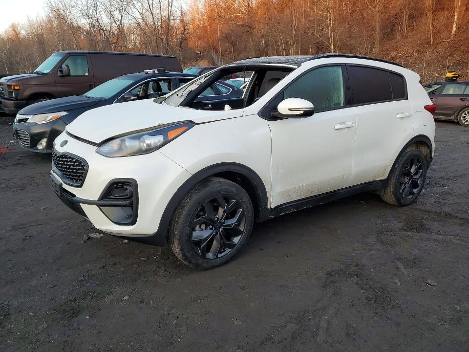 Продаж на аукціоні авто 2022 Kia Sportage, vin: KNDP6CAC2N7980840, номер лоту: 41916456