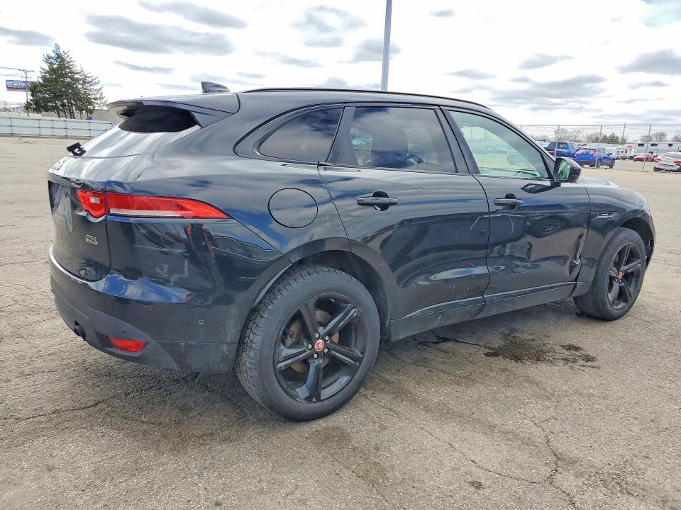 Продажа на аукционе авто 2018 Jaguar F-pace, vin: SADCL2FX4JA254024, номер лота: 47025376