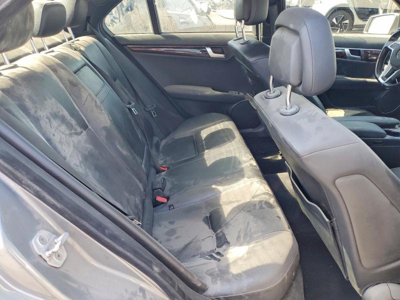 2014 Mercedes-benz C მანქანა იყიდება აუქციონზე, vin: WDDGF4HB5EG237114, აუქციონის ნომერი: 45482966