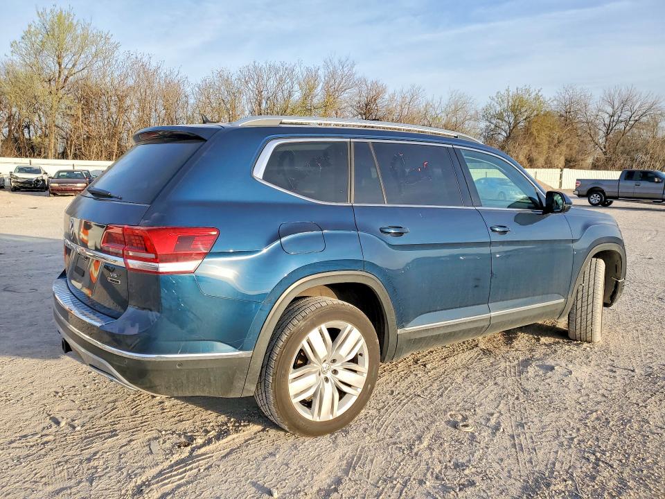 Продажа на аукционе авто 2018 Volkswagen Atlas, vin: 1V2NR2CA6JC542858, номер лота: 46646056