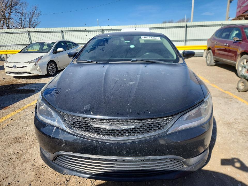 46722256 :رقم المزاد ، 1C3CCCAB4GN166299 vin ، 2016 Chrysler 200 مزاد بيع