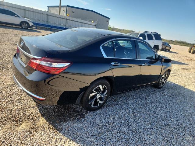 48038876 :رقم المزاد ، 1HGCR2F37HA063085 vin ، 2017 Honda Accord مزاد بيع