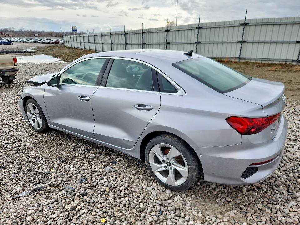 41590816 :رقم المزاد ، WAUAUDGY3NA060963 vin ، 2022 Audi A3 مزاد بيع