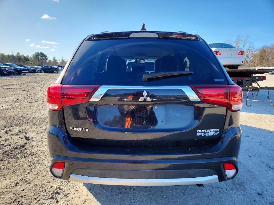 Продаж на аукціоні авто 2018 Mitsubishi Outlander, vin: JA4J24A52JZ059784, номер лоту: 46415566