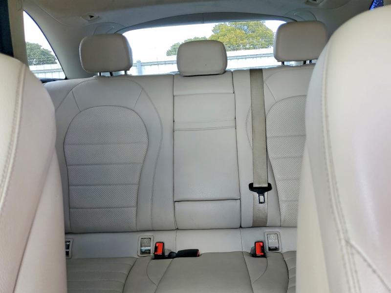 41720506 :رقم المزاد ، WDC0G4JB2JV037391 vin ، 2018 Mercedes-benz Glc مزاد بيع