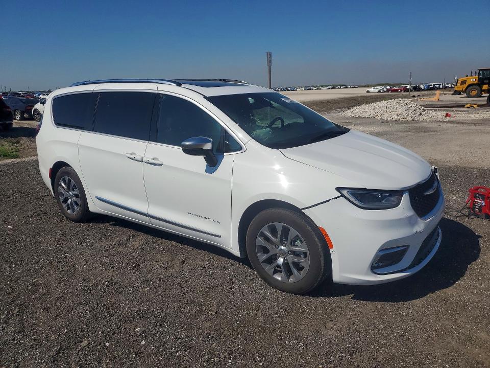 Продаж на аукціоні авто 2025 Chrysler Pacifica, vin: 2C4RC1N75SR505454, номер лоту: 47022866