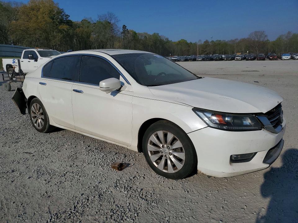47433826 :رقم المزاد ، 1HGCR2F87DA004768 vin ، 2013 Honda Accord مزاد بيع
