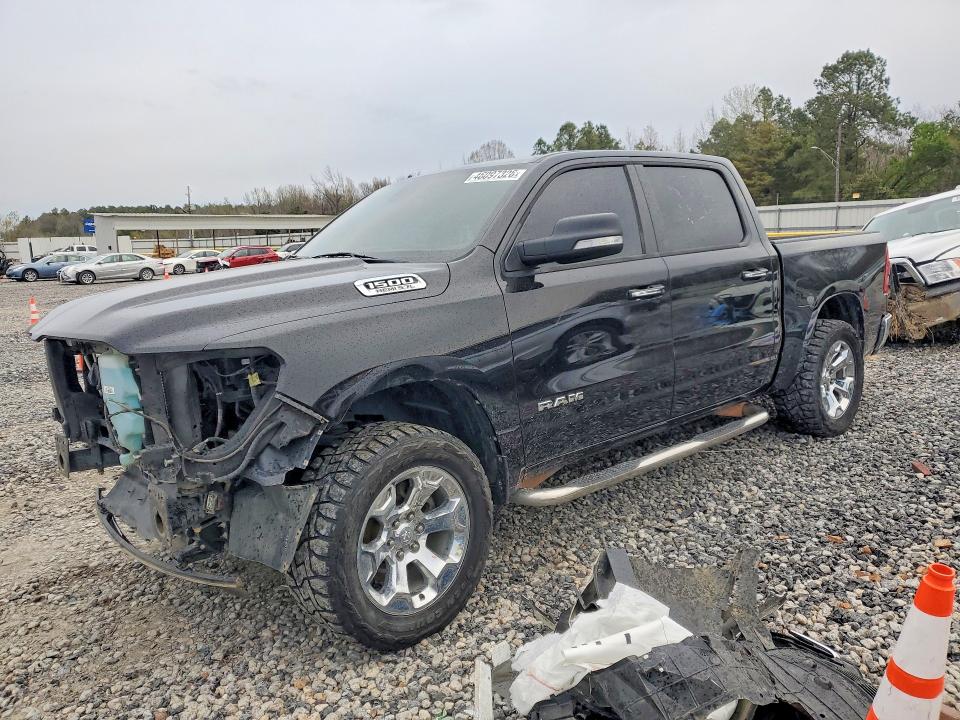 46097326 :رقم المزاد ، 1C6SRFFT2KN516733 vin ، 2019 Ram 1500 مزاد بيع